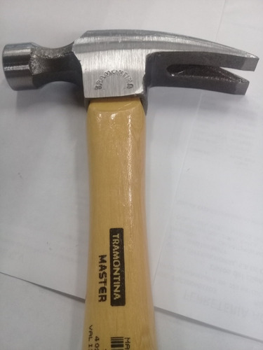 MARTILLO UÑA RECTA BASE DENTADO 20OZ TRAMONTINA